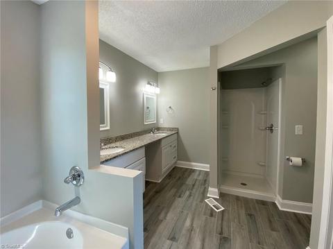 1601 Oberlin Dr, High Point, NC 27265 photo 13