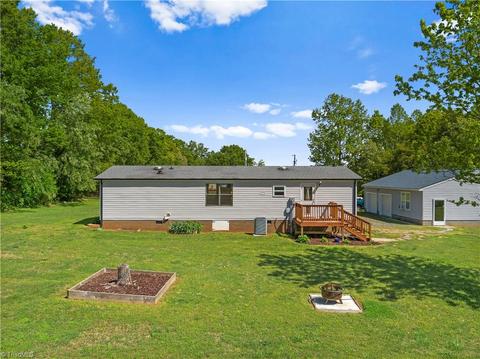 310 Butler Mill Rd, Harmony, NC 28634 photo 6