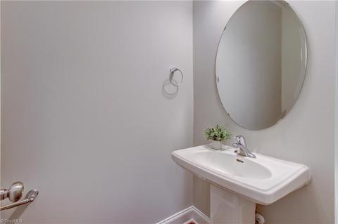 119 Saddlebrook Dr, Advance, NC 27006 photo 6