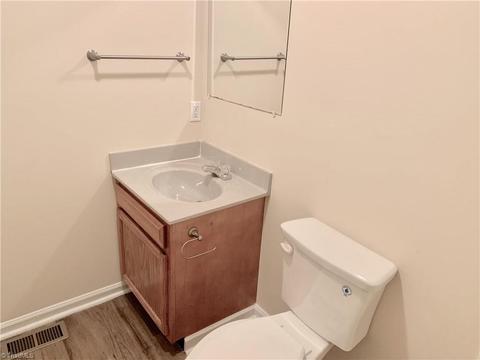 2706 Reginald Ct, High Point, NC 27260 photo 20
