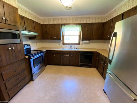 103 Brown Rd, King, NC 27021 photo 17