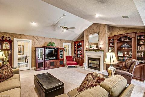 245 Ginger Ct, Randleman, NC 27317 photo 3