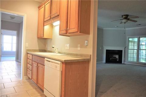 406 Northbridge Dr, High Point, NC 27265 photo 13