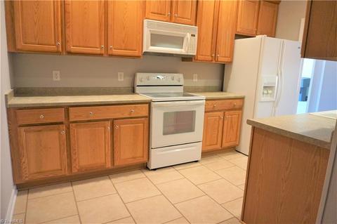 406 Northbridge Dr, High Point, NC 27265 photo 12
