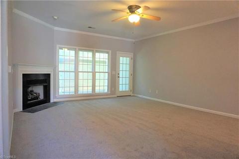 406 Northbridge Dr, High Point, NC 27265 photo 7