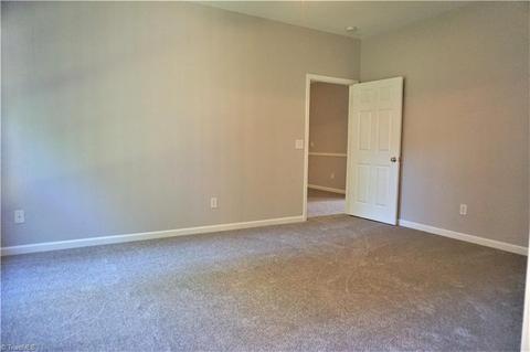 406 Northbridge Dr, High Point, NC 27265 photo 21