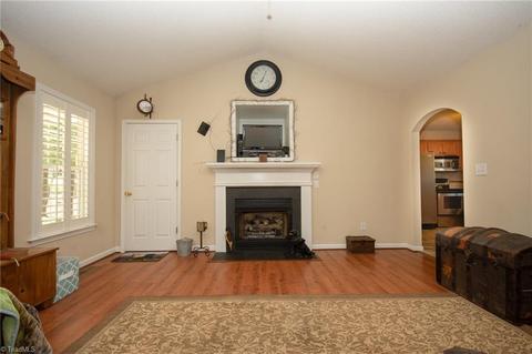 101 Brookleigh Ct, Trinity, NC 27370 photo 5