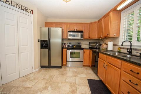 101 Brookleigh Ct, Trinity, NC 27370 photo 11