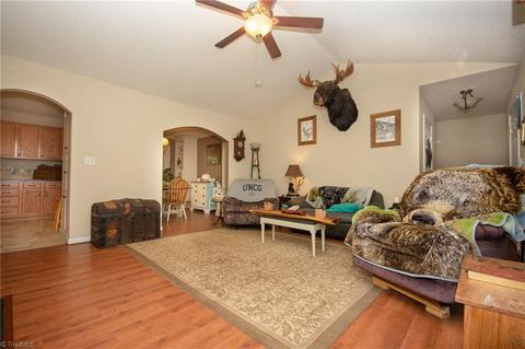101 Brookleigh Ct, Trinity, NC 27370 photo 7
