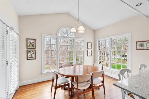 1308 Georgetown Ct, High Point, NC 27262 photo 8