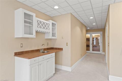 1308 Georgetown Ct, High Point, NC 27262 photo 22