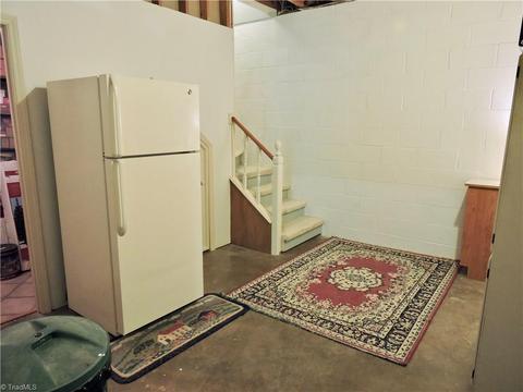 4313 Windlestraw Ln, Greensboro, NC 27410 photo 22