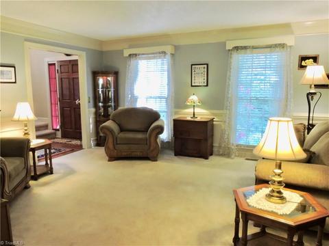 4313 Windlestraw Ln, Greensboro, NC 27410 photo 13