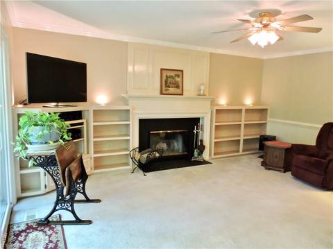 4313 Windlestraw Ln, Greensboro, NC 27410 photo 5