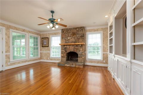 1645 Slane Rd, Clemmons, NC 27012 photo 2