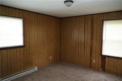 604 Kearns Ave, High Point, NC 27260 photo 5