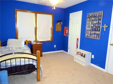 449 Knollcrest Dr, Pinnacle, NC 27043 photo 15