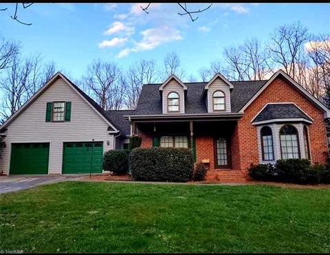 449 Knollcrest Dr, Pinnacle, NC 27043 photo 1