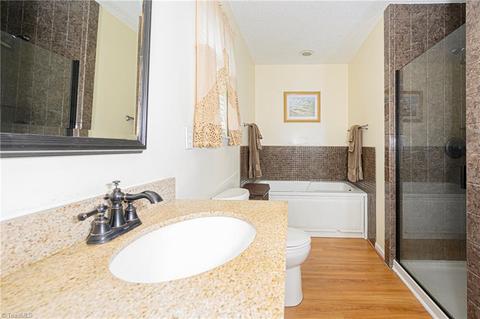 3967 Sorrell Ct, High Point, NC 27265 photo 20