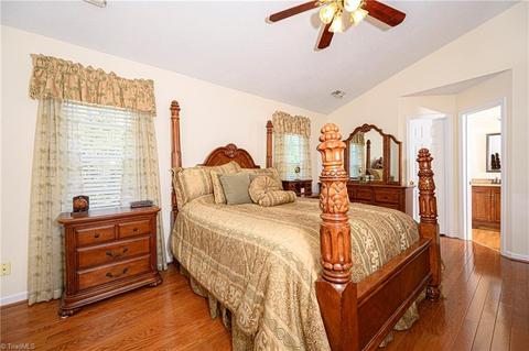 3967 Sorrell Ct, High Point, NC 27265 photo 16