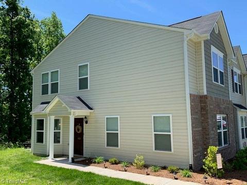 421 Sandybrooke Dr, High Point, NC 27265 photo 12