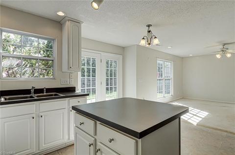 5208 Weeping Cherry Dr, Browns Summit, NC 27214 photo 9
