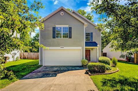 5208 Weeping Cherry Dr, Browns Summit, NC 27214 photo 1