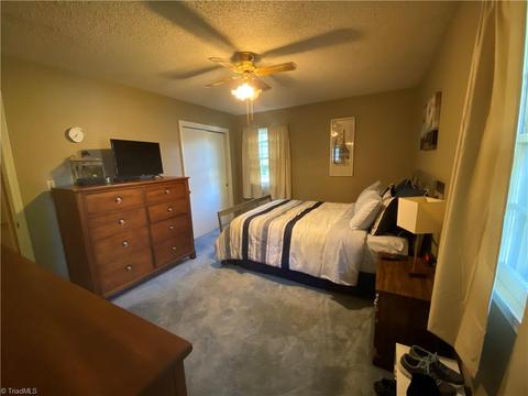 3230 Pine Needles Rd, High Point, NC 27265 photo 10