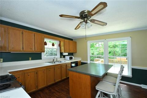3482 Tanglebrook Trl, Clemmons, NC 27012 photo 8