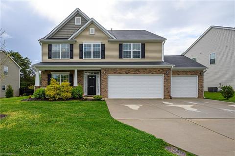 4073 Saint Johns St, High Point, NC 27265 photo 2