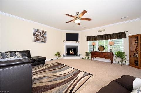 4073 Saint Johns St, High Point, NC 27265 photo 8