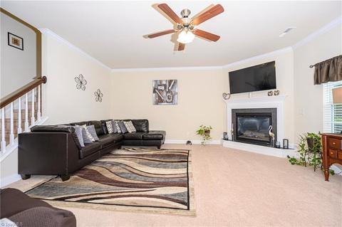 4073 Saint Johns St, High Point, NC 27265 photo 9