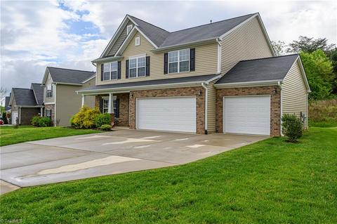 4073 Saint Johns St, High Point, NC 27265 photo 3