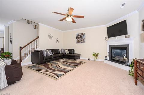 4073 Saint Johns St, High Point, NC 27265 photo 10