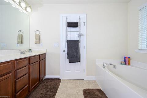 4073 Saint Johns St, High Point, NC 27265 photo 21