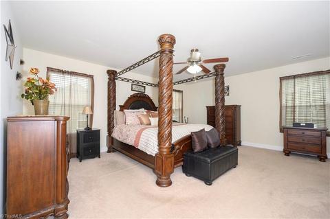4073 Saint Johns St, High Point, NC 27265 photo 18