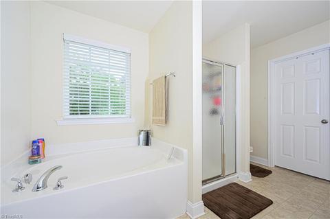 4073 Saint Johns St, High Point, NC 27265 photo 20