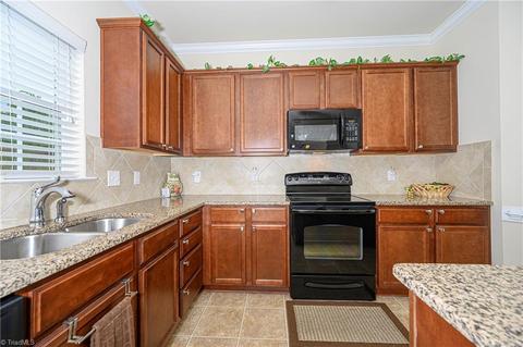 4073 Saint Johns St, High Point, NC 27265 photo 12