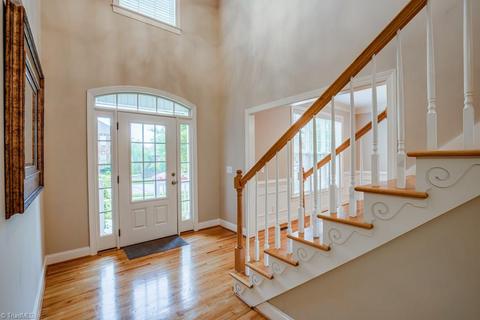 935 Boyer Dr, Clemmons, NC 27012 photo 3
