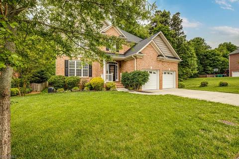 935 Boyer Dr, Clemmons, NC 27012 photo 1