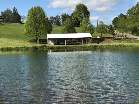 176 Alpine Crest Rd, Fancy Gap, VA 24328 photo 30