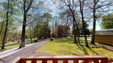 176 Alpine Crest Rd, Fancy Gap, VA 24328 photo 4