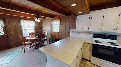 176 Alpine Crest Rd, Fancy Gap, VA 24328 photo 9