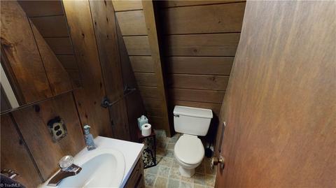 176 Alpine Crest Rd, Fancy Gap, VA 24328 photo 19