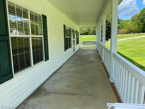 5099 Jordan Valley Rd, Trinity, NC 27370 photo 4