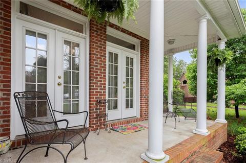 1216 Suncrest Dr, High Point, NC 27265 photo 2