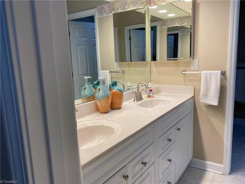 147 Oleander Dr, Bermuda Run, NC 27006 photo 9