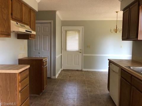 104 Hanover Ct, King, NC 27021 photo 18