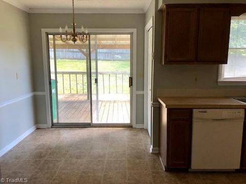 104 Hanover Ct, King, NC 27021 photo 17