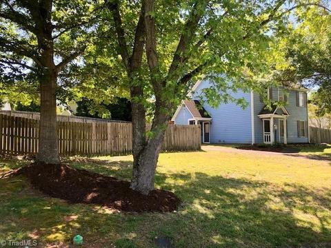 104 Hanover Ct, King, NC 27021 photo 4